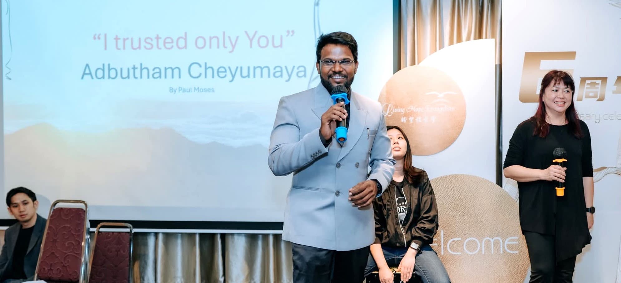 Hero background slide 2